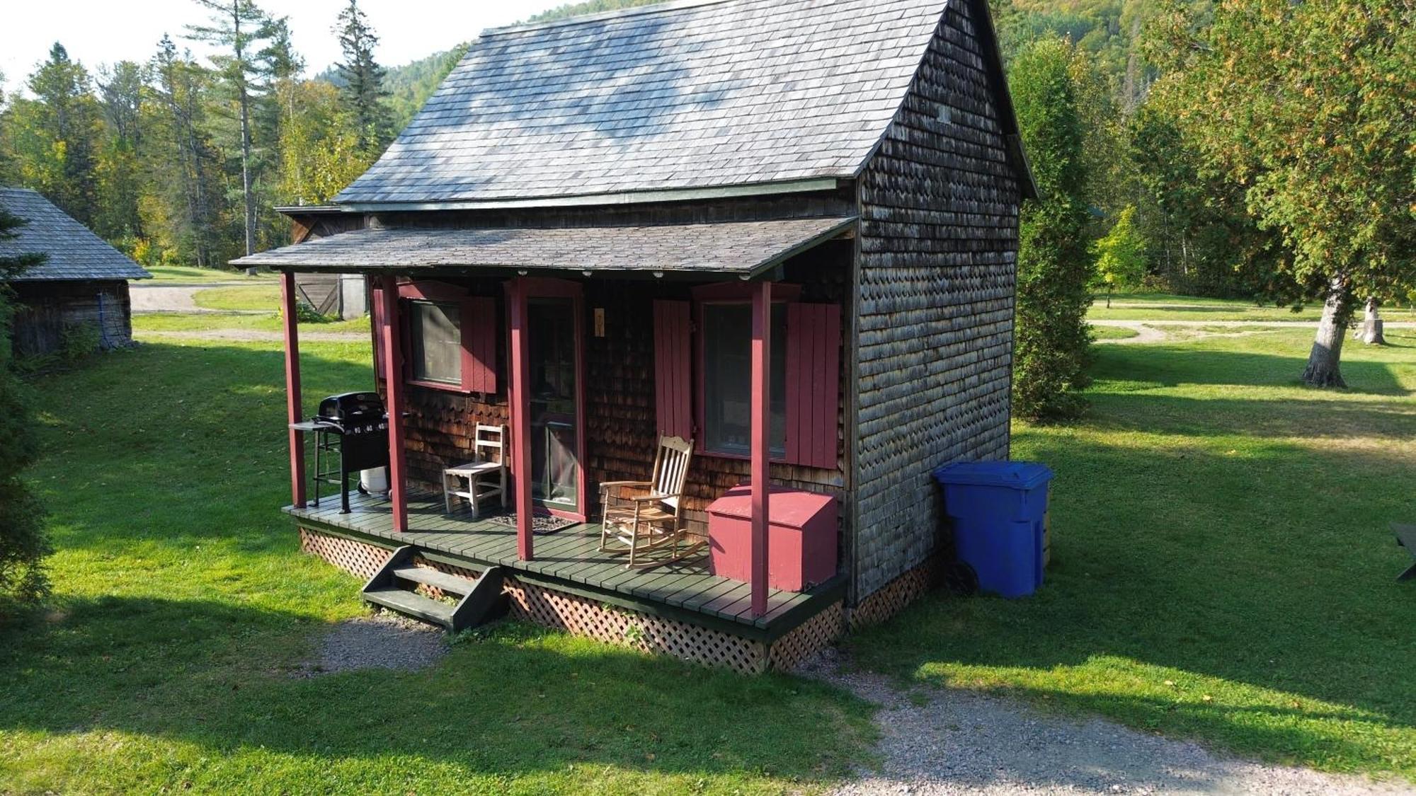 Riviere Petit Saguenay Villa Bagian luar foto