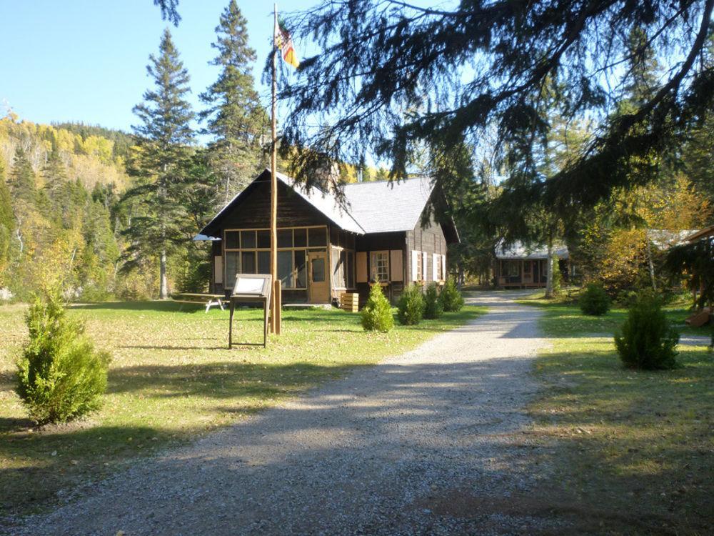 Riviere Petit Saguenay Villa Bagian luar foto